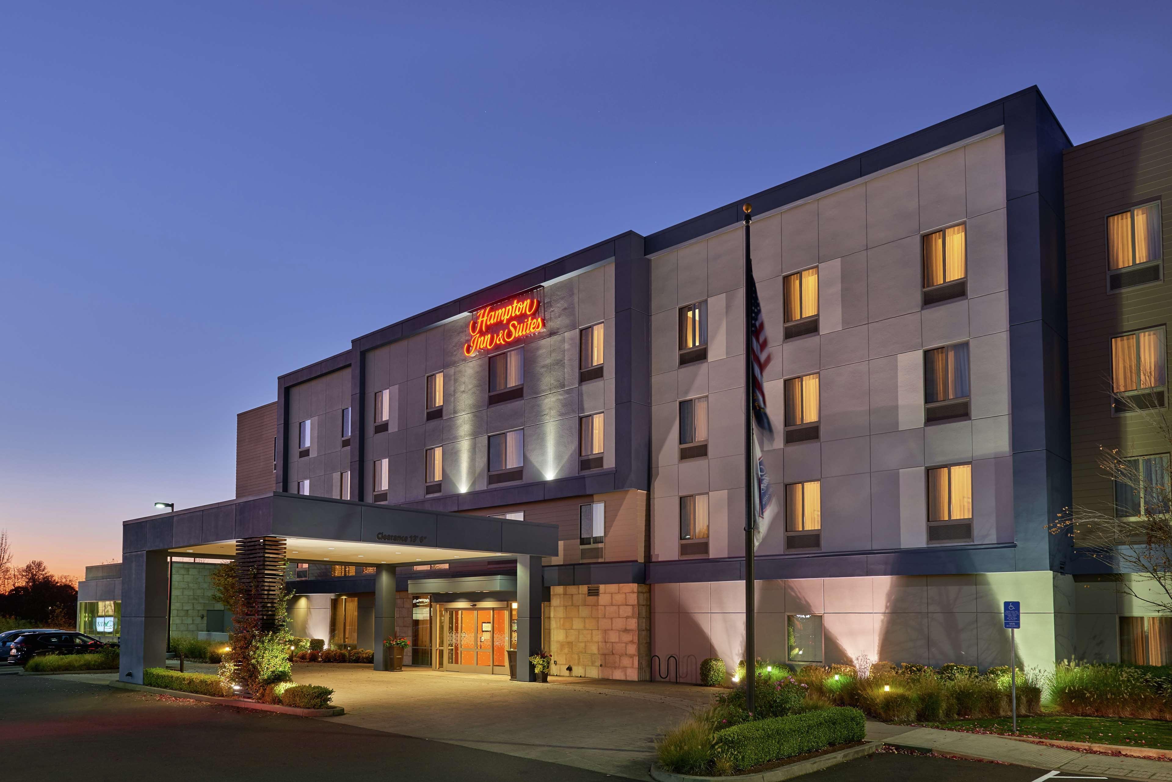 Hampton Inn&Suites Salem Extérieur photo